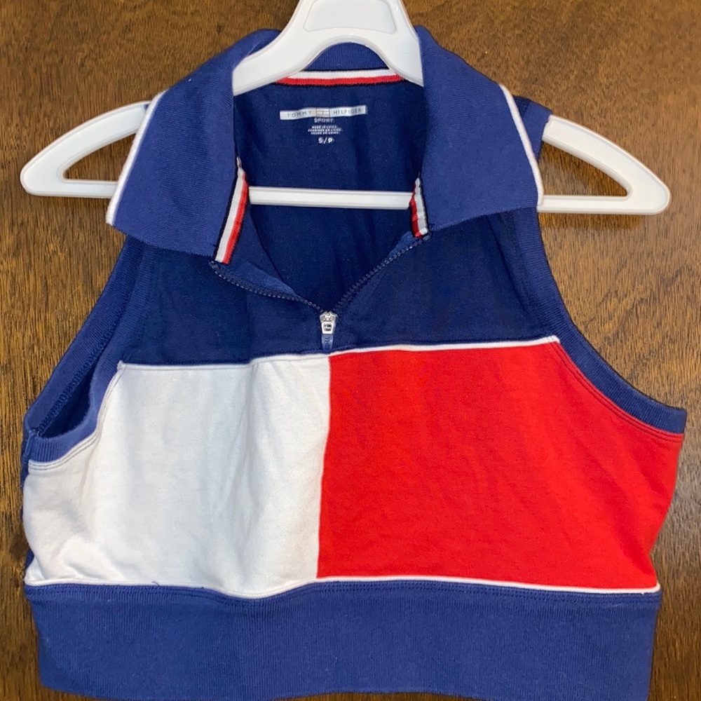 Tommy Hilfiger cropped shirt